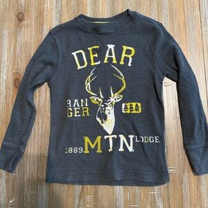 ✨3/$6✨ Boys shirt